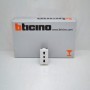 Socket Bipasso 1016A Matix Bticino