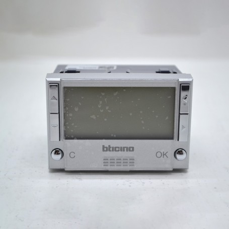 Daily-Weekly Chronothermostat - Axolute Bticino