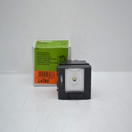 Torche autonome rechargeable 230V - Living Int Bticino