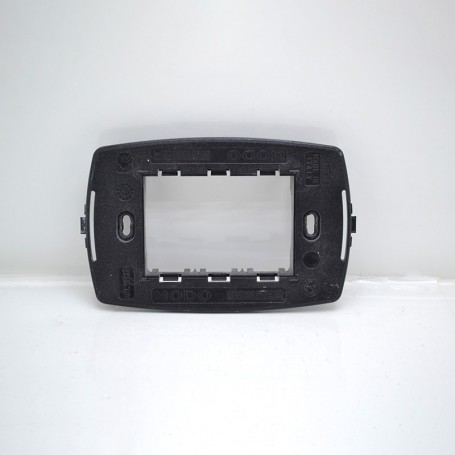 Support 3 places avec vis pour boîte master