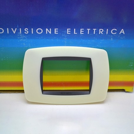 placca 3 posti bianco perla serie modo master