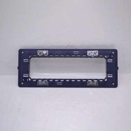 Support 7 modules avec vis - Urmet